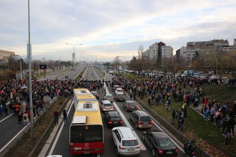Blokada auto-puta, protest eksproprijacija
