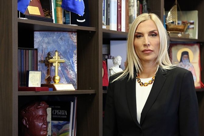 Maja Popović, ministarka pravde Srbije