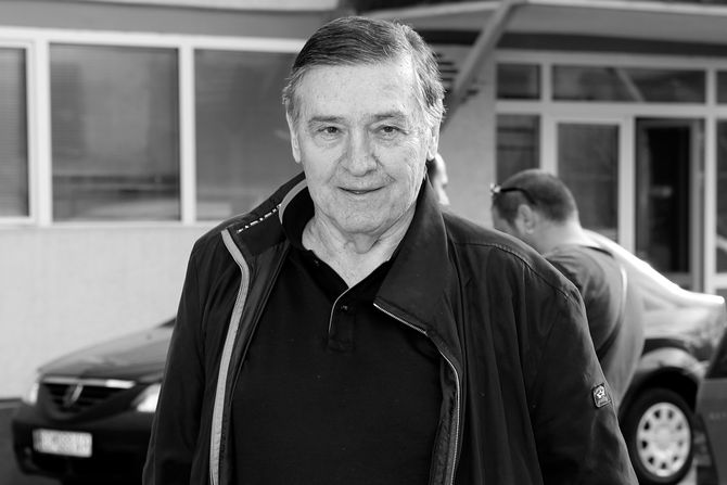 Milutin Mrkonjić Milutin Mrkonjić