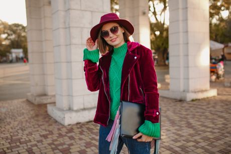 moda, jakna, džemper, šešir moda, jakna, džemper, šešir