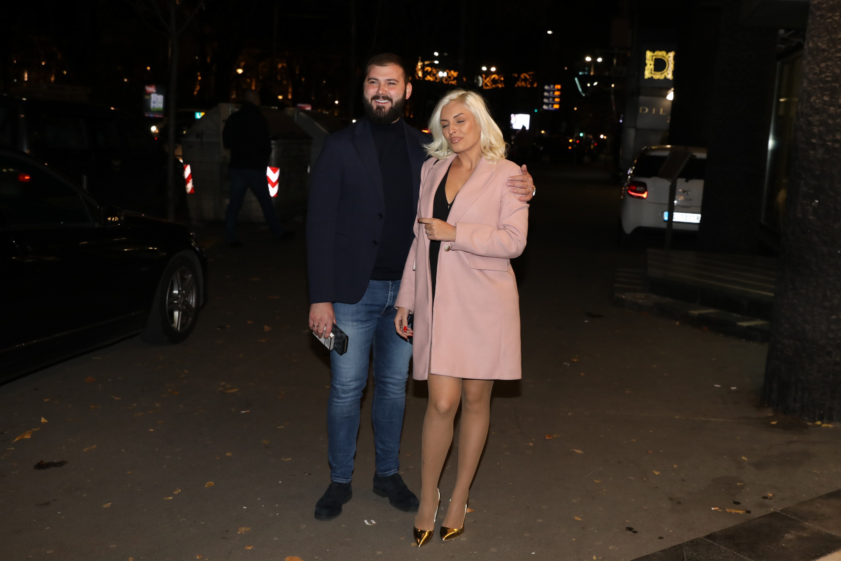 Goga bila u vezi sa Gastozom! Sad se razvodi od pevača, na svadbi joj pevala Brena, kuma joj poznata pevačica