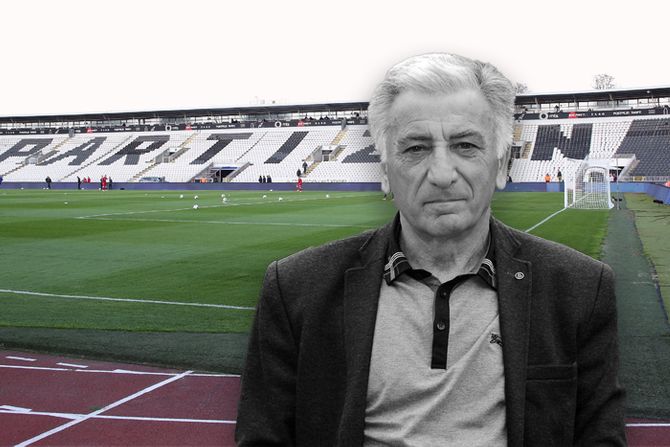 Stadion Jna, Momčilo Moca Vukotić