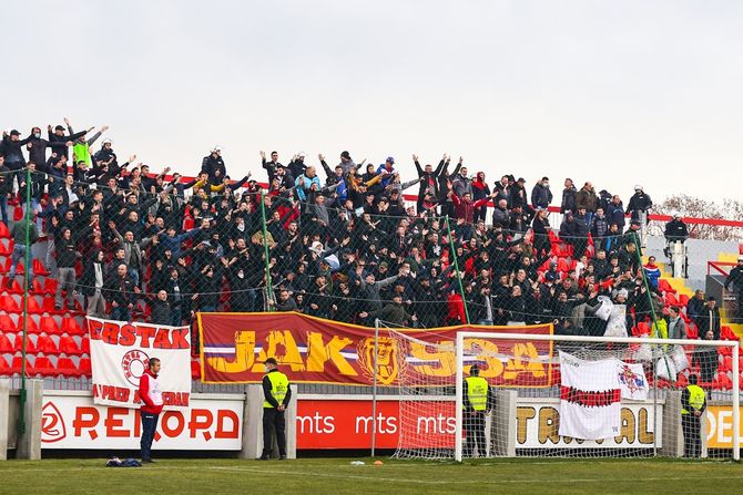 FK Napredak - FK Crvena zvezda