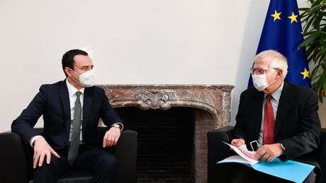 Kurti sa Đuzepom Boreljom i Lajčakom