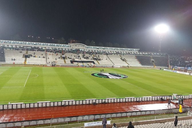 FK Partizan, Grobari, stadion