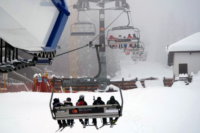 !!! Jahorina iako pise Kopaonik skijanje sneg planina !!! Jahorina iako pise Kopaonik skijanje sneg planina