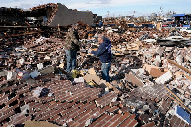 Tornado Amerika, Mejfild Kentaki