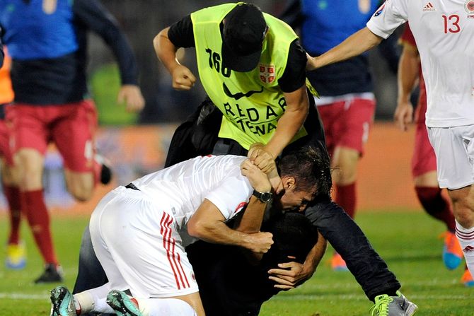 Lorik Cana, Srbija - Albanija 2014, Dron, tuča