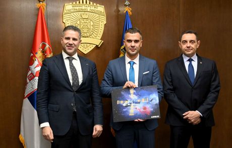 Airbus zahvalnica, Nenad Nedić, komandant Helikopterske jedinice, Aleksandar Vulin, ministar policije i Izrael Cezar Sančez Lopez