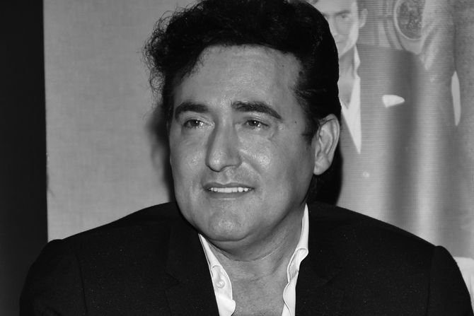 Karlos Marin, Carlos Marin Karlos Marin, Carlos Marin