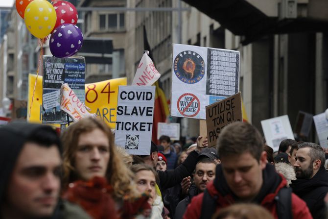 Protest protiv korona mera Brisel Belgija