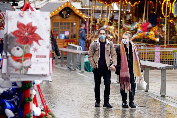 Praznici Nova godina Božić korona virus