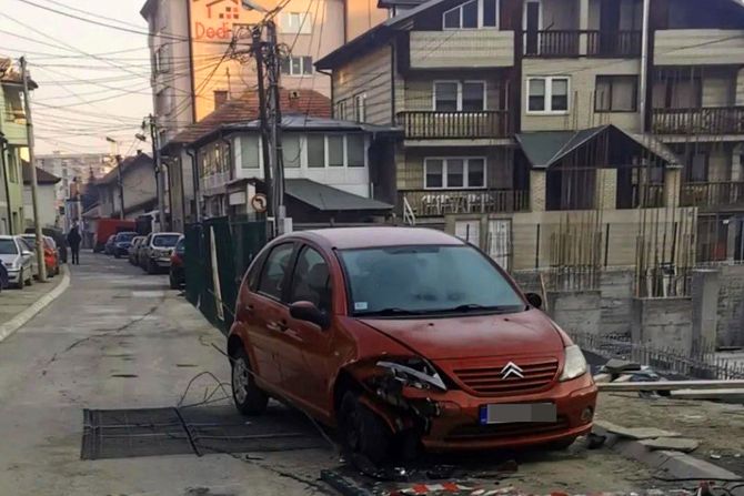 Hapšenje Novi Pazar uništena vozila automobili