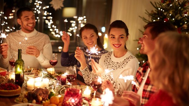 novogodisnja trpeza hrana vecera svecana Nova Godina