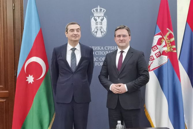 Nikola Selakiović razgovarao sa ambasadorom Azerbejdžana Kamilom Hasijevom