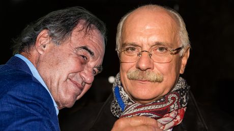 Oliver Stoun, Nikita Mihalkov Mikhalkov Oliver Stoun, Nikita Mihalkov Mikhalkov