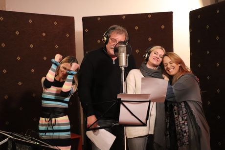 "Dete od snova": Pevači i glumci pevaju za decu obolelu od raka