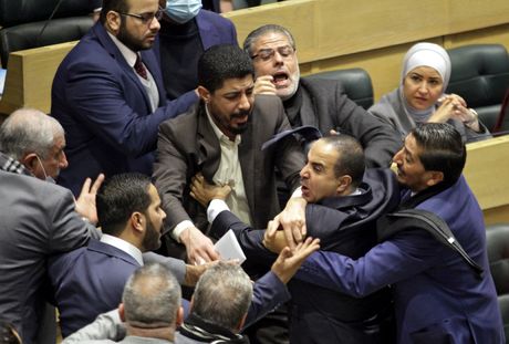 Jordan parlament tuča
