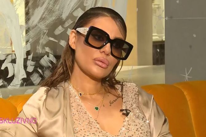 Ana Nikolić Ana Nikolić