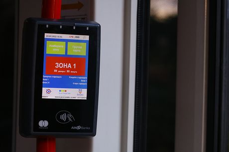 Busplus Begradska kartica gradski prevoz naplata karata validator