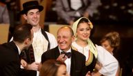 Zarađivao džakove para, a danas živi od penzije od 30.000 rsd: Kako je srpski pevač doživeo "imati pa nemati"