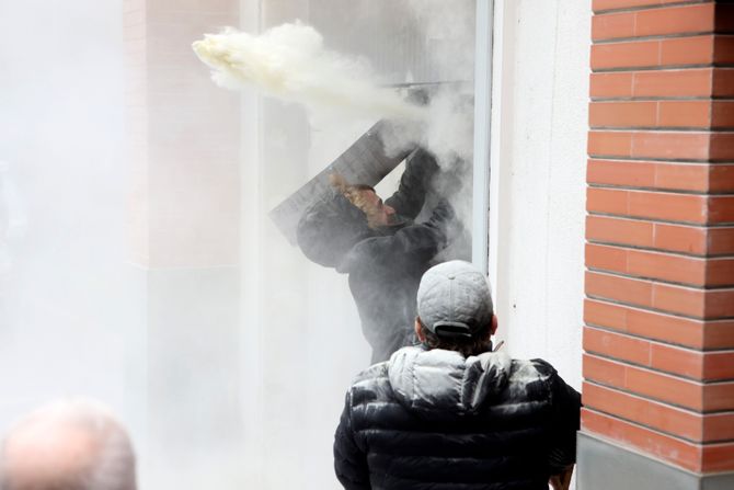 Protesti opozicije u Tirani, Tirana, Albanija