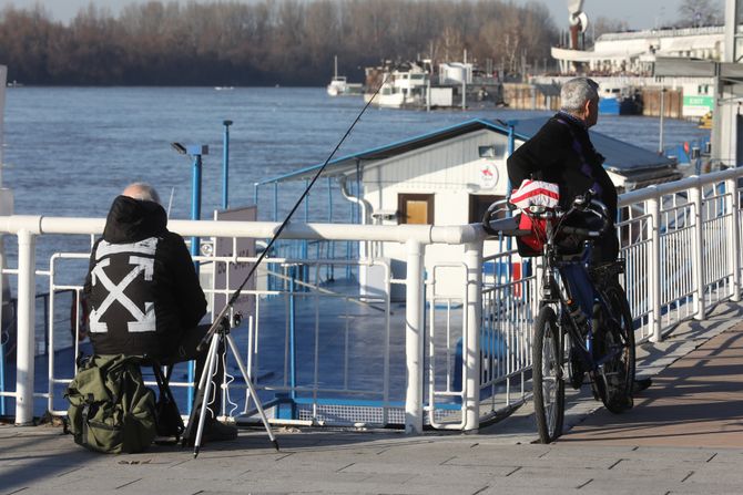 Reka Sava, Šetalište, Beton Hala