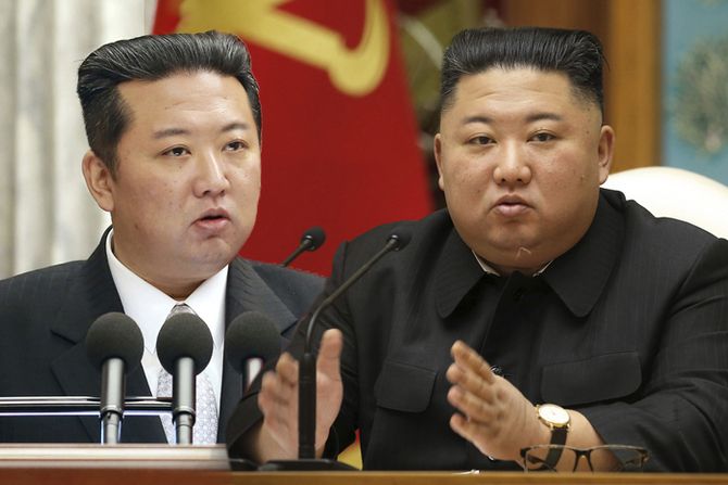 Kim Jong Un Kim Džong Un Kim Jong Un Kim Džong Un