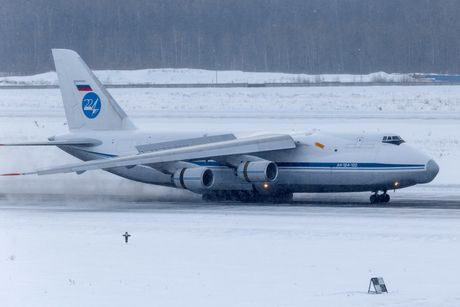 An-124 „Ruslan“ ruski avio Kazastan An-124 „Ruslan“ ruski avio Kazastan