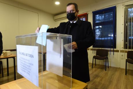 REFERENDUM GLASANJE DACIC REFERENDUM GLASANJE DACIC