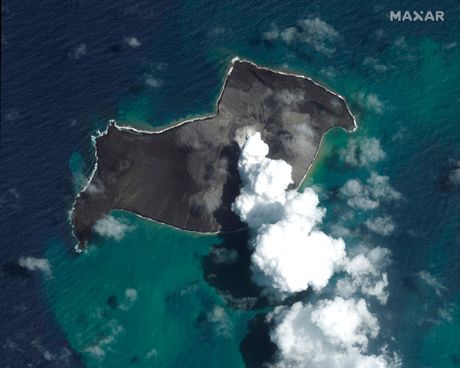 Ostrvo Tonga erupcija vulkana pepeo