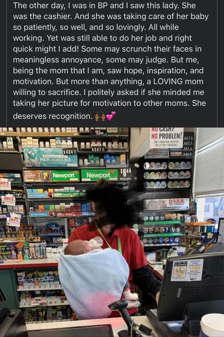 Žena radi sa bebom u naručju Žena radi sa bebom u naručju