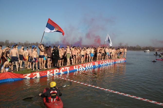 Plivanje za časni krst, Bogojavljenje, Zemunski kej