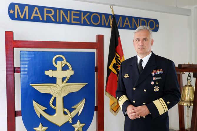 Komandat nemačke mornarice Viceadmiral Kaj-Ahim Šenebah, Kay-Achim Schönbach