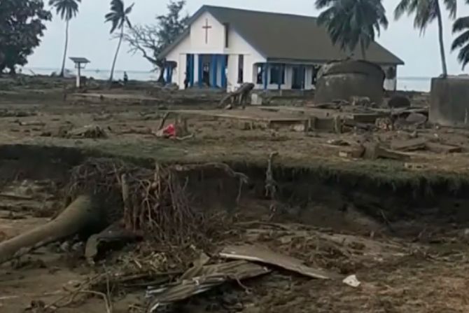 Tonga cunami erupcija vulkana