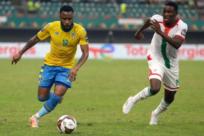 Gejlor Kanga, Gabon Gejlor Kanga, Gabon