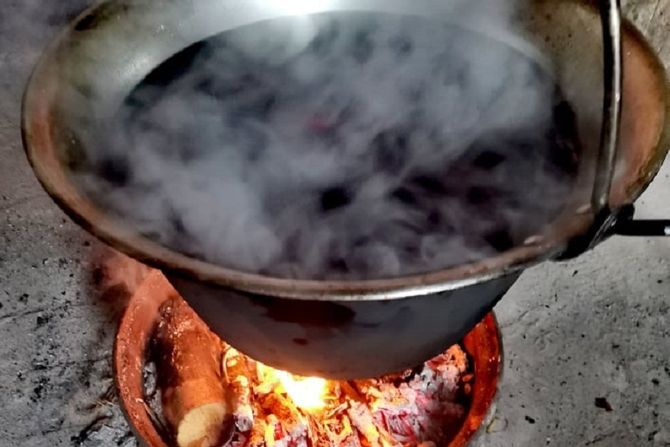 Čaj, kuvana rakija, čaj od rakije Čaj, kuvana rakija, čaj od rakije