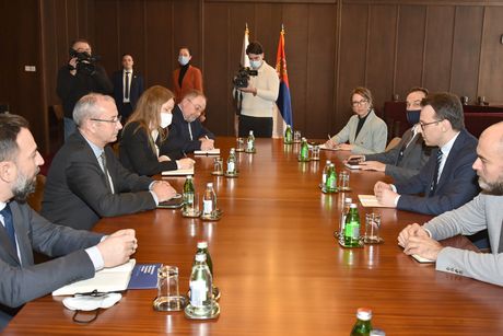 sastanak  direktora dr Petra Petkovića sa šefom Misije OEBS na Kosovu i Metohiji Majkl Davenport.