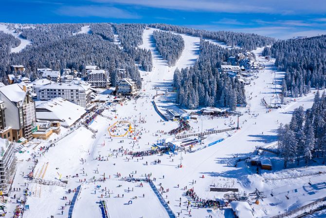 Kopaonik panaorama sneg skijalište