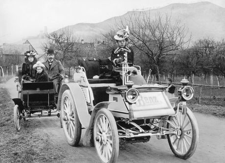 Karl Benz, patent za prvi automobil na benzin, gasoline-powered car Karl Benz, patent za prvi automobil na benzin, gasoline-powered car