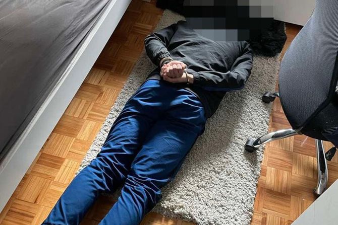 Hapšenje Novi Sad Novo naselje Hapšenje Novi Sad Novo naselje