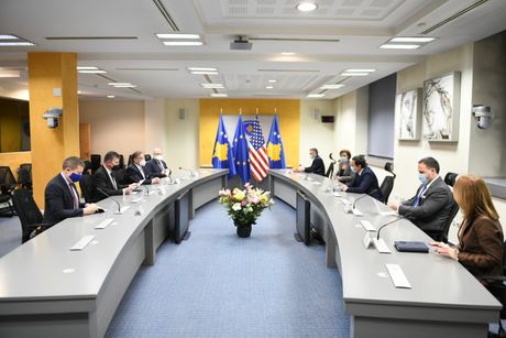 Miroslav Lajcak Aljbin Kurti