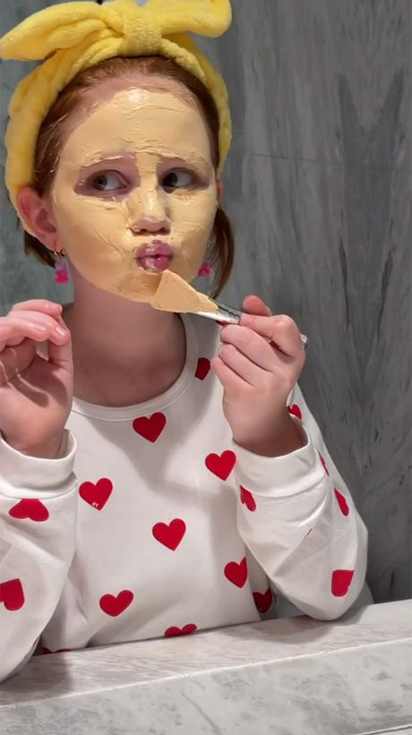 Pixie Curtis Pixie Curtis