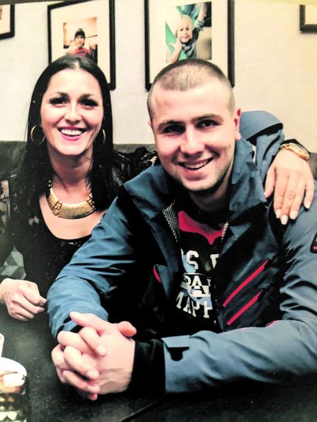 Majka i sin, Sanja, Goran Mihajlović Majka i sin, Sanja, Goran Mihajlović