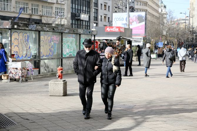 Hladno sunčano vreme, vremenska prognoza, šetači