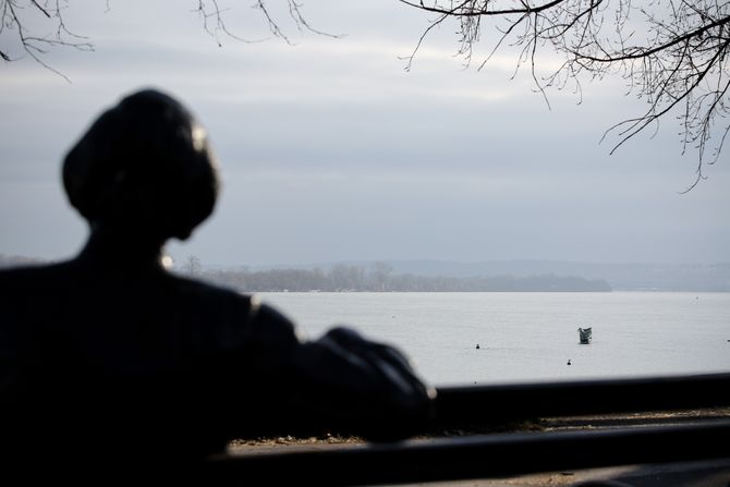 Hladno sunčano vreme, vremenska prognoza, šetači