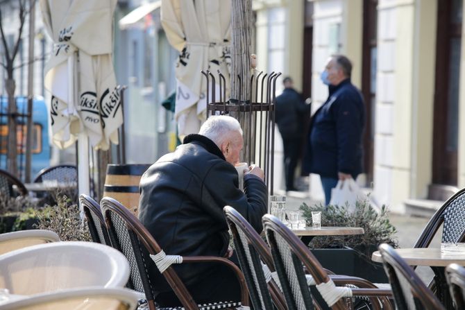 Hladno sunčano vreme, vremenska prognoza, šetači