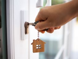 Kuća, stan, nekretnina, kupovina, rentiranje, iznajmljivanje, dizanje kredita