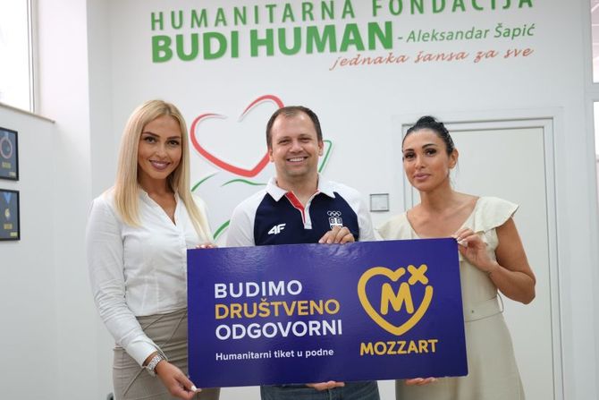 Mozzart, Humanitarni tiket u podne