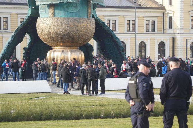 Navijači Crvene Zvezde spomenik Stefan Nemanja